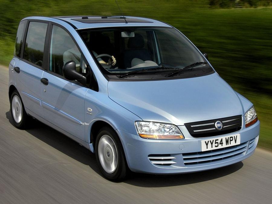  Fiat Multipla 2004 года  (UK) (фото 5 из 8)